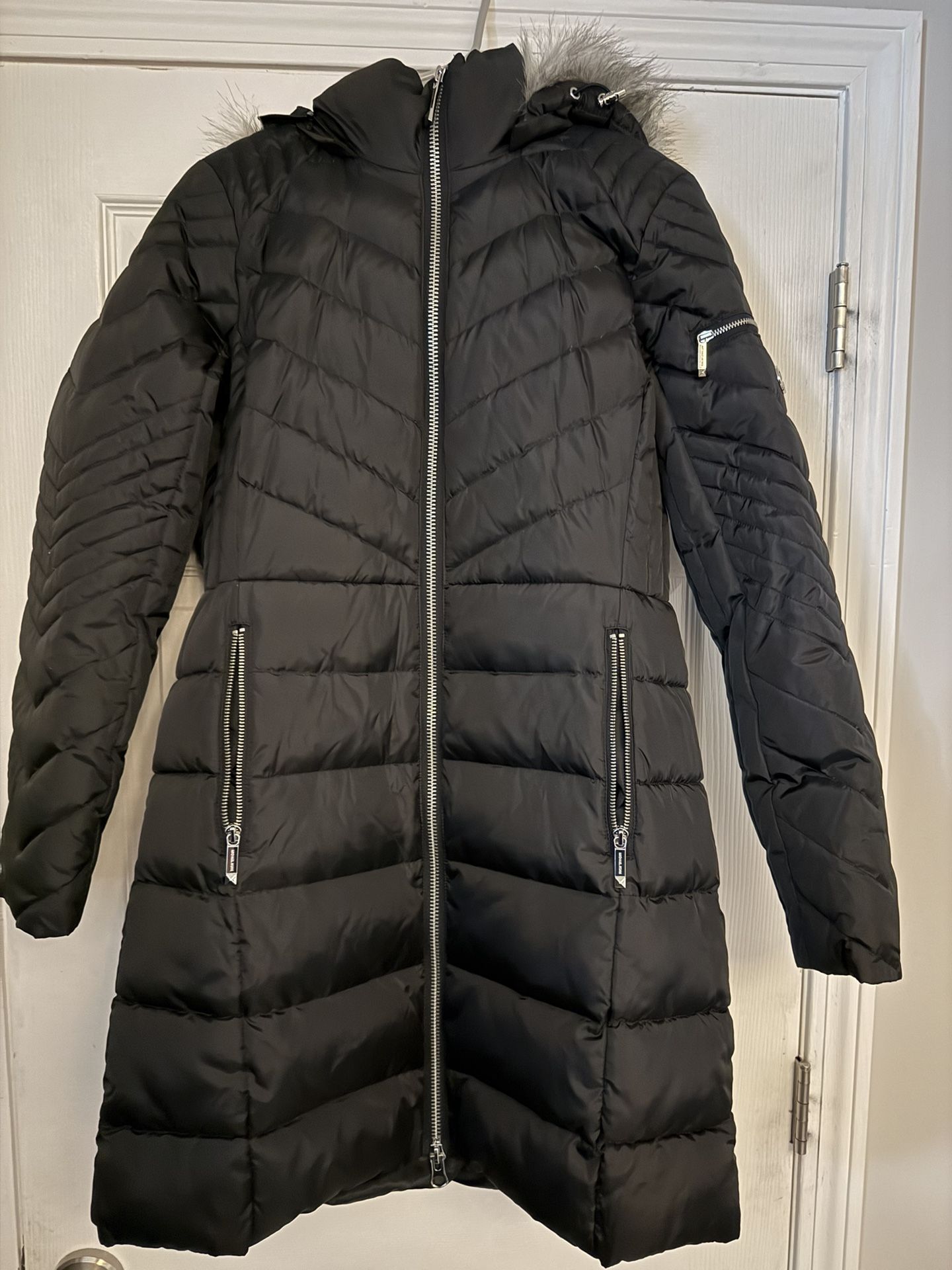 Micheal Kors Winter Coat Long ( With Fur Hood)