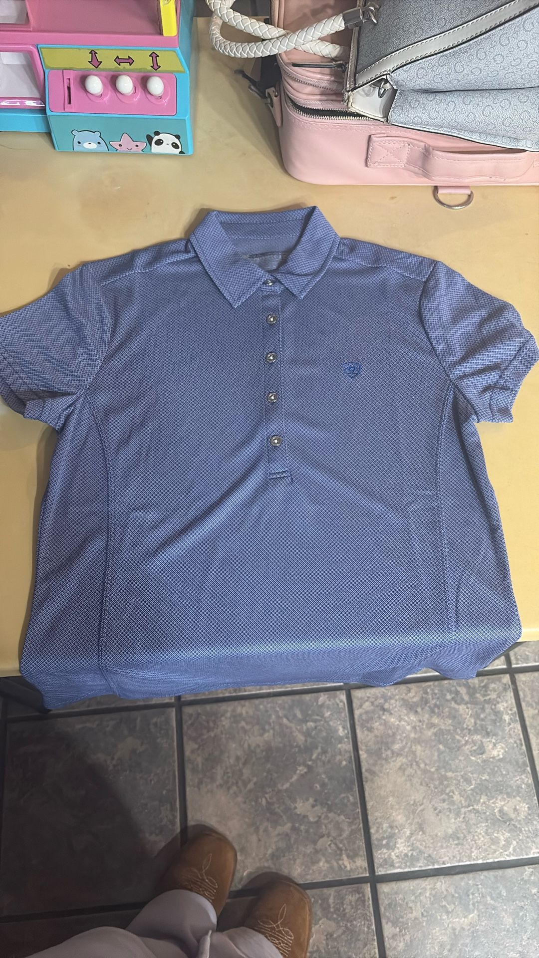 Ariat Shirt