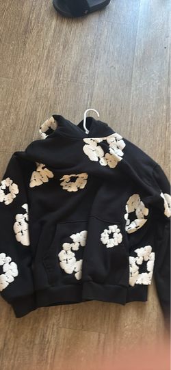 Size L denim hoodie
