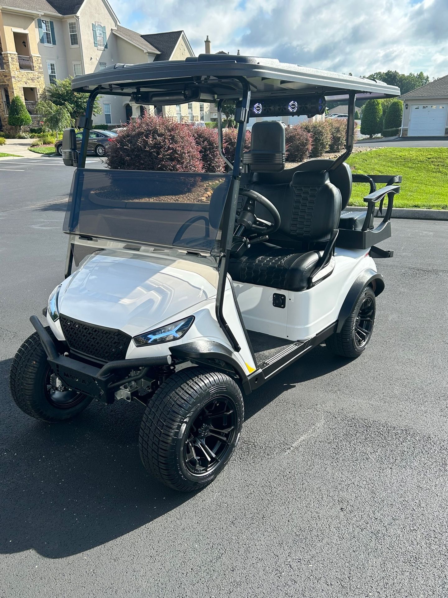 MadJax 2023 Golf Cart-FULLY LOADED!