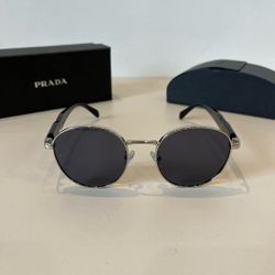 A classic business sunglasses for men