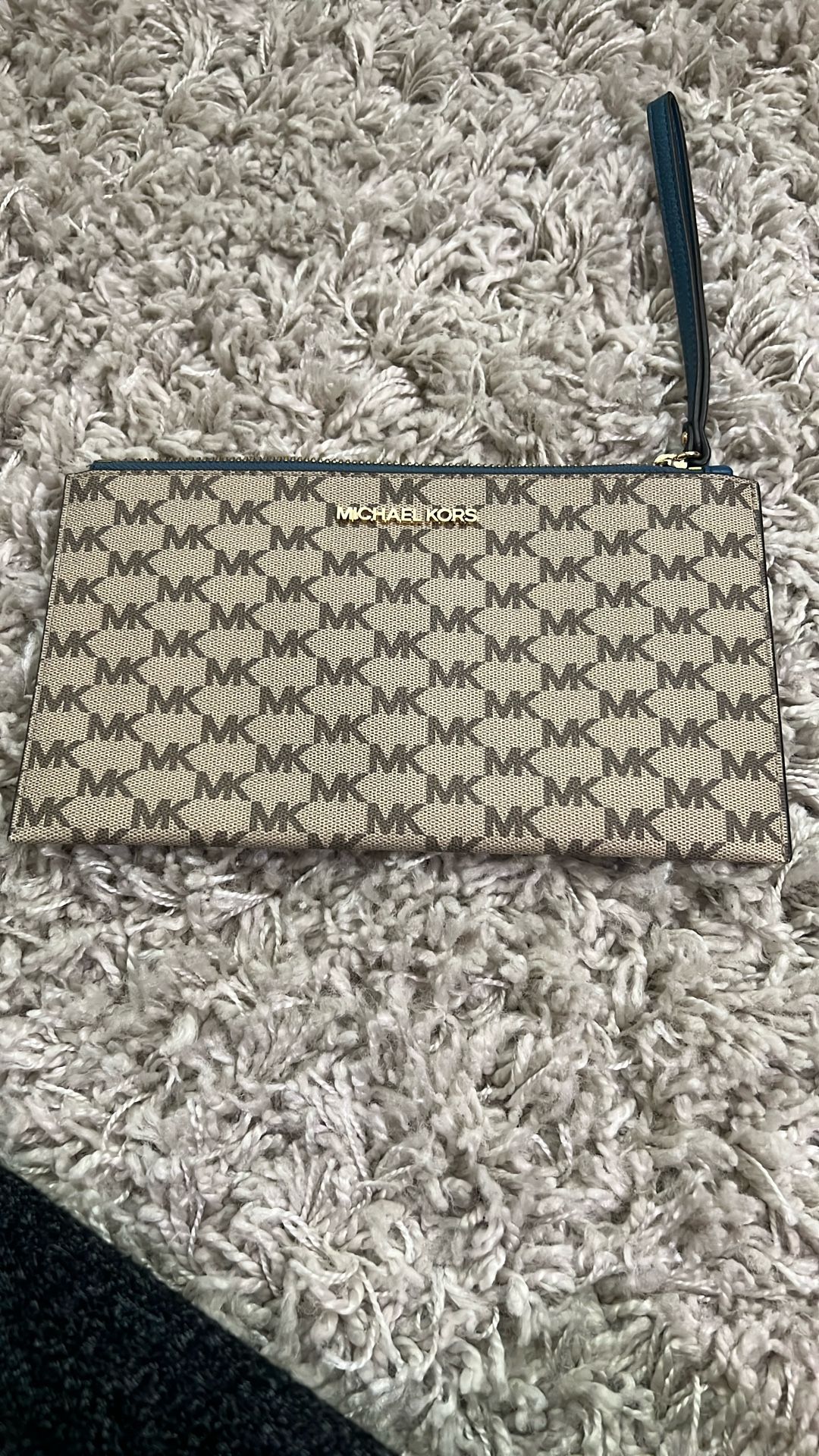 Michael Kors Brand New Clutch Never Used!