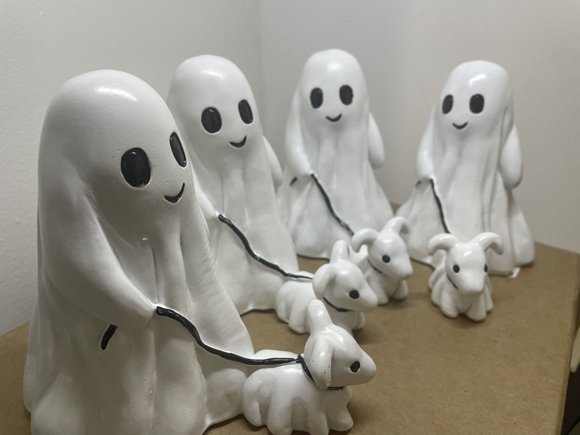 4 Pack Goblin And Ghoul Ghost Walking Dog Figurine