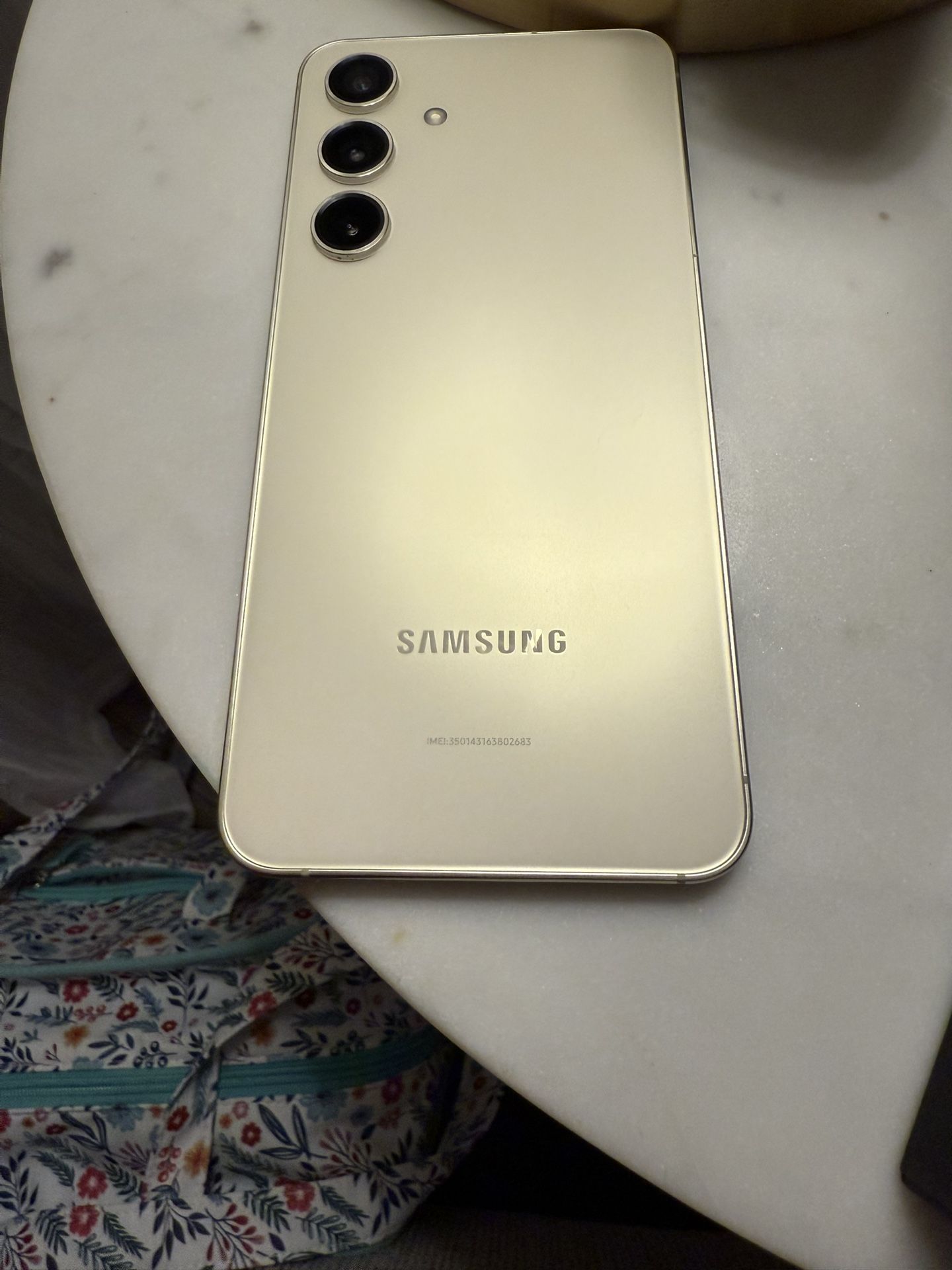 Samsung S24 128gb Sm-s921U. Was Used With Verizon 