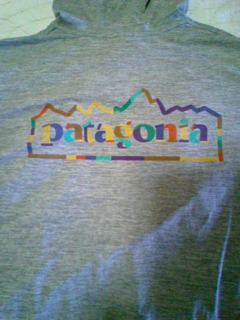 PATAGONIA CAPILENE COOL DAILY HOODED SHIRT SIZE M