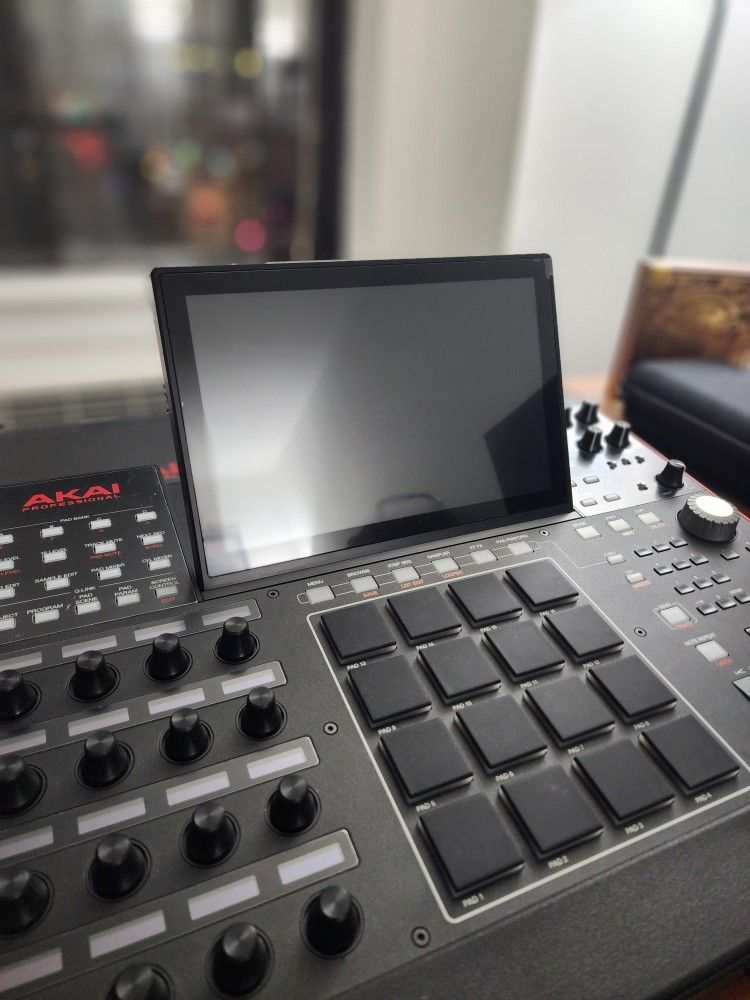 Akai MPC X - Excellent Condition