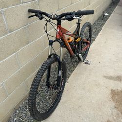 Specialized Mountain Bike