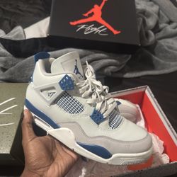Air Jordan’s 4 military blue
