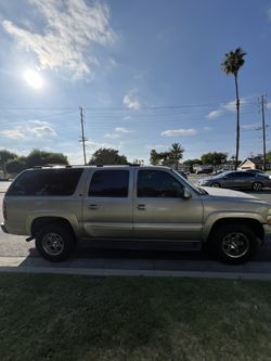 2003 Chevrolet Suburban