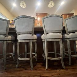 4 Swivel Bar-Height Stool with High Seat Back