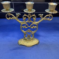 Vintage And Stunning! Brass Candelabra With 3 Candle Holders And Ornate Work 