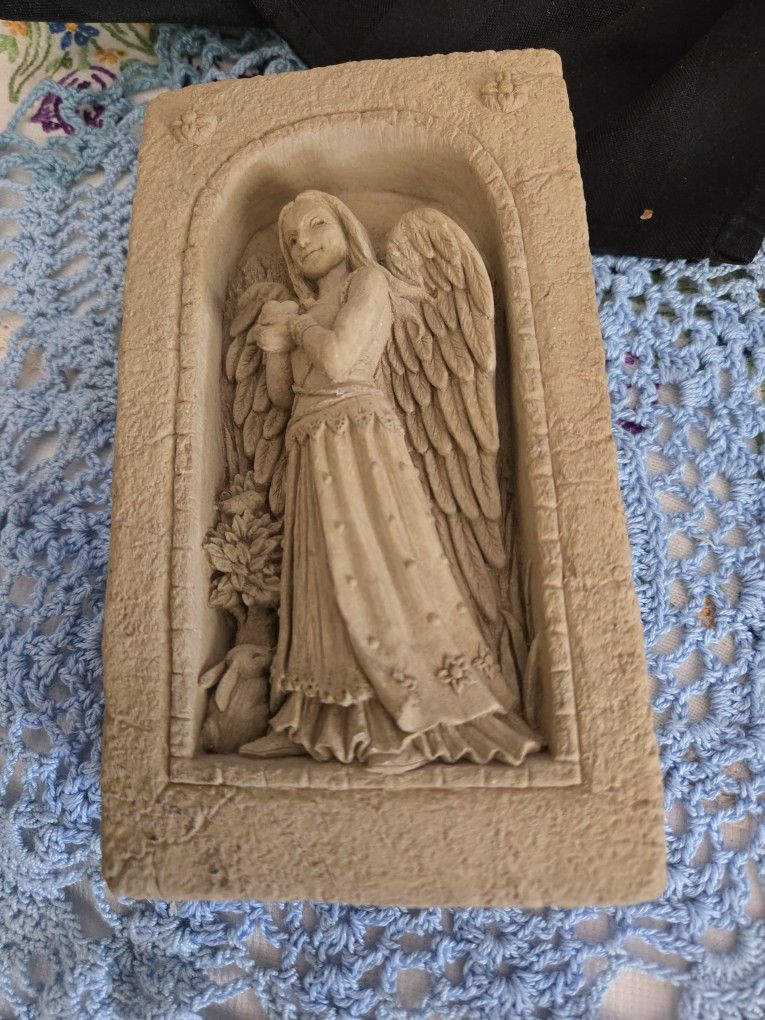 Vtg 2000 Carruth Studio "Nature's Angel" Sculpture or Plaque 