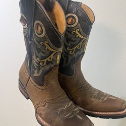 Genuine leather men’s cowboy boots size 9