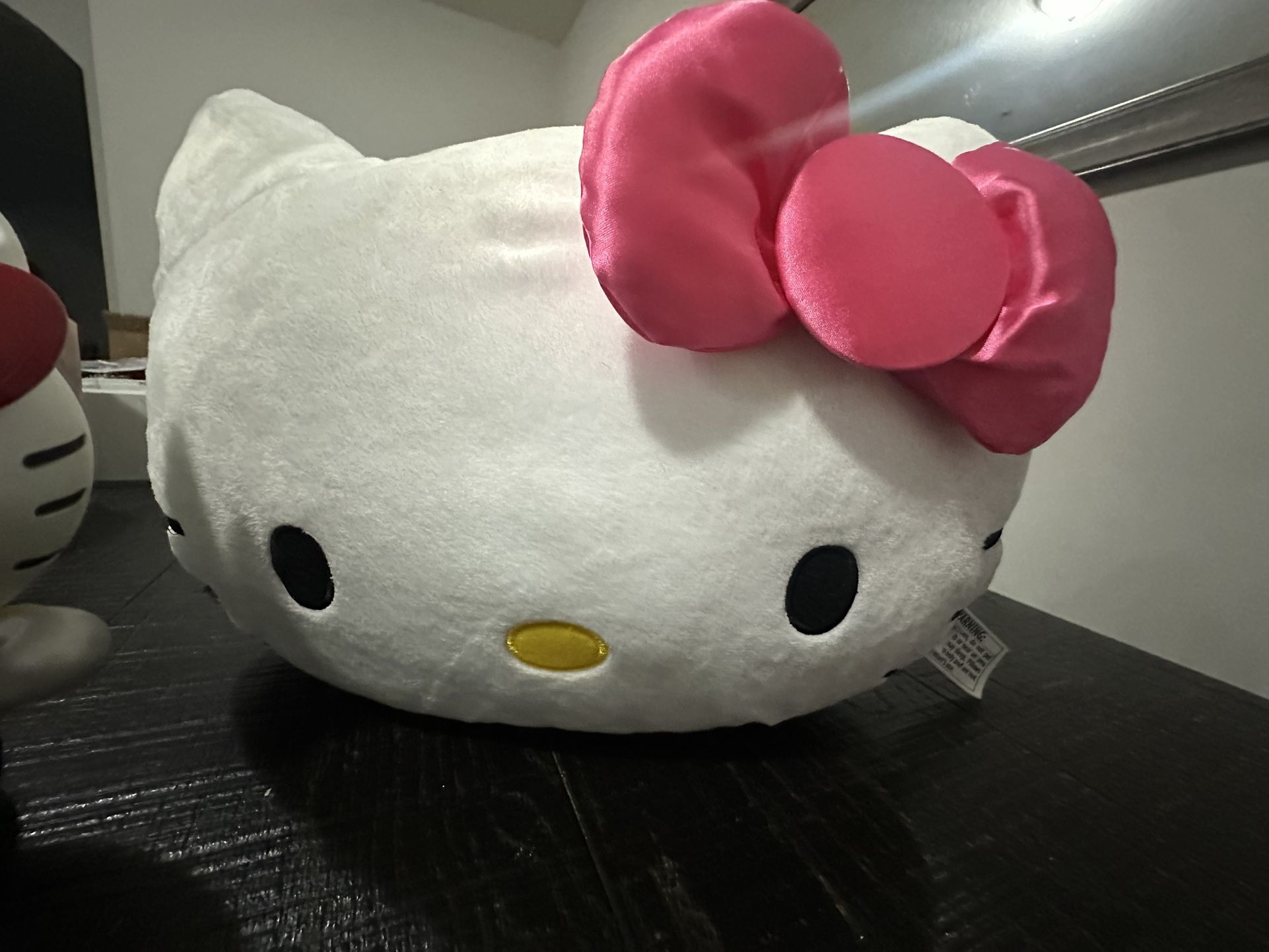 Hello Kitty Pillow