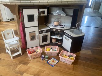 Play Kitchen
