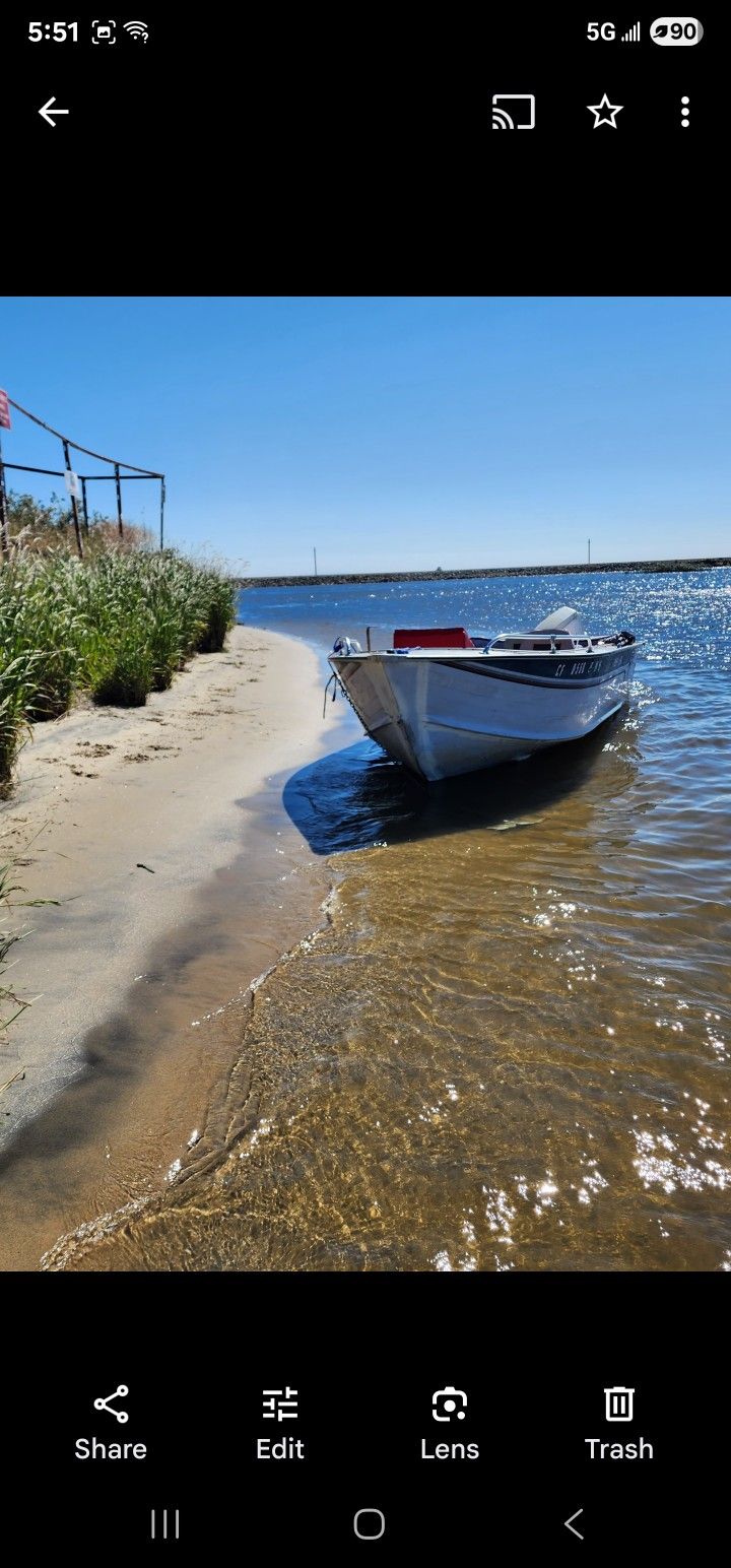 Aluminum Blue Fin Boat