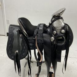 Nueva Montura Charra De Cuero Con Herrage Y Fuste Plateado