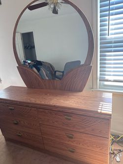 Free dresser and mirror