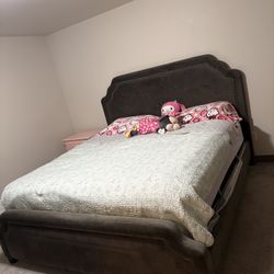 King Size New Head & Footboard 