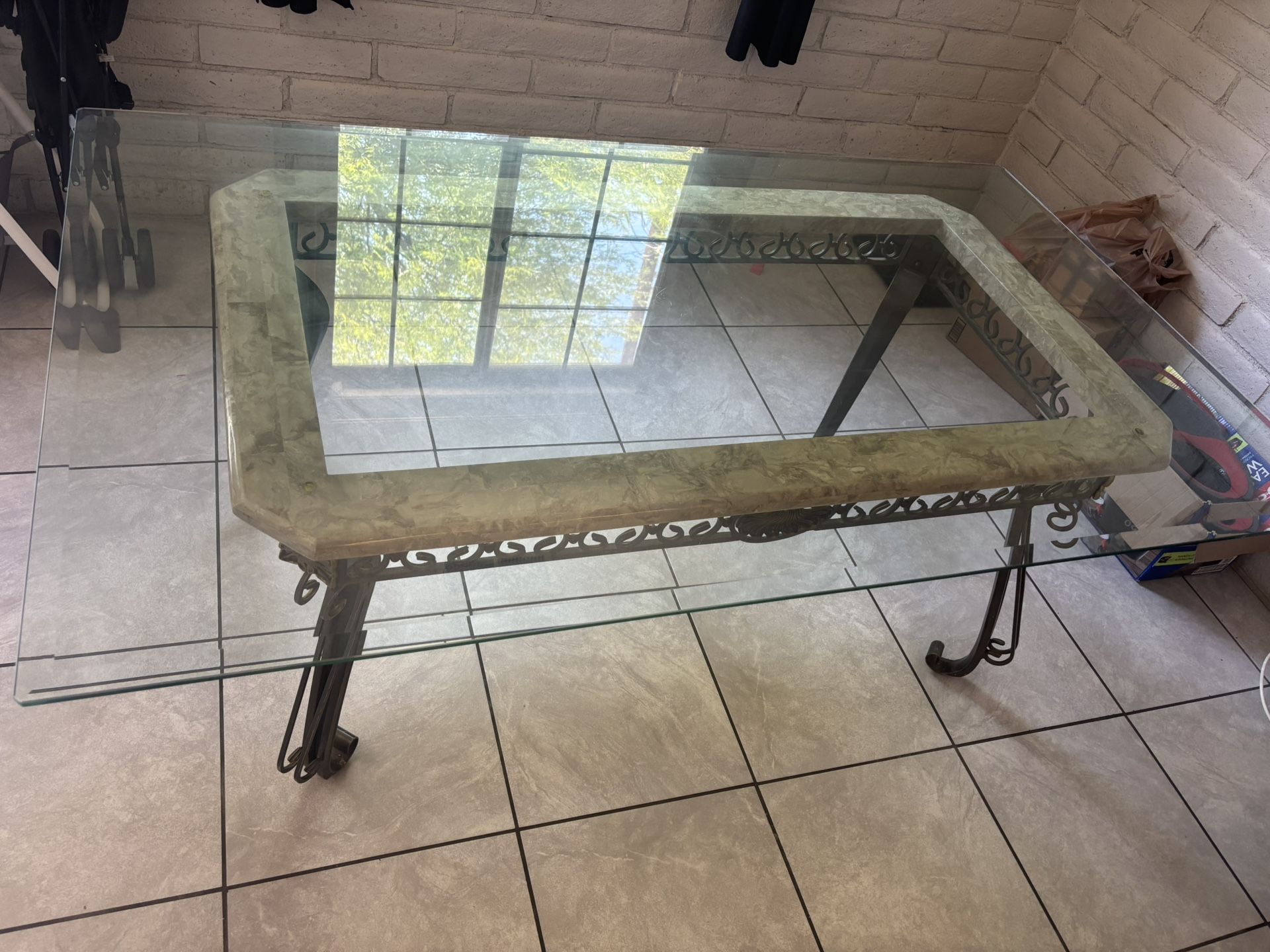 Dinning Table