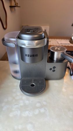 Used keurig: K-Café® Single Serve Coffee Latte & Cappuccino Maker