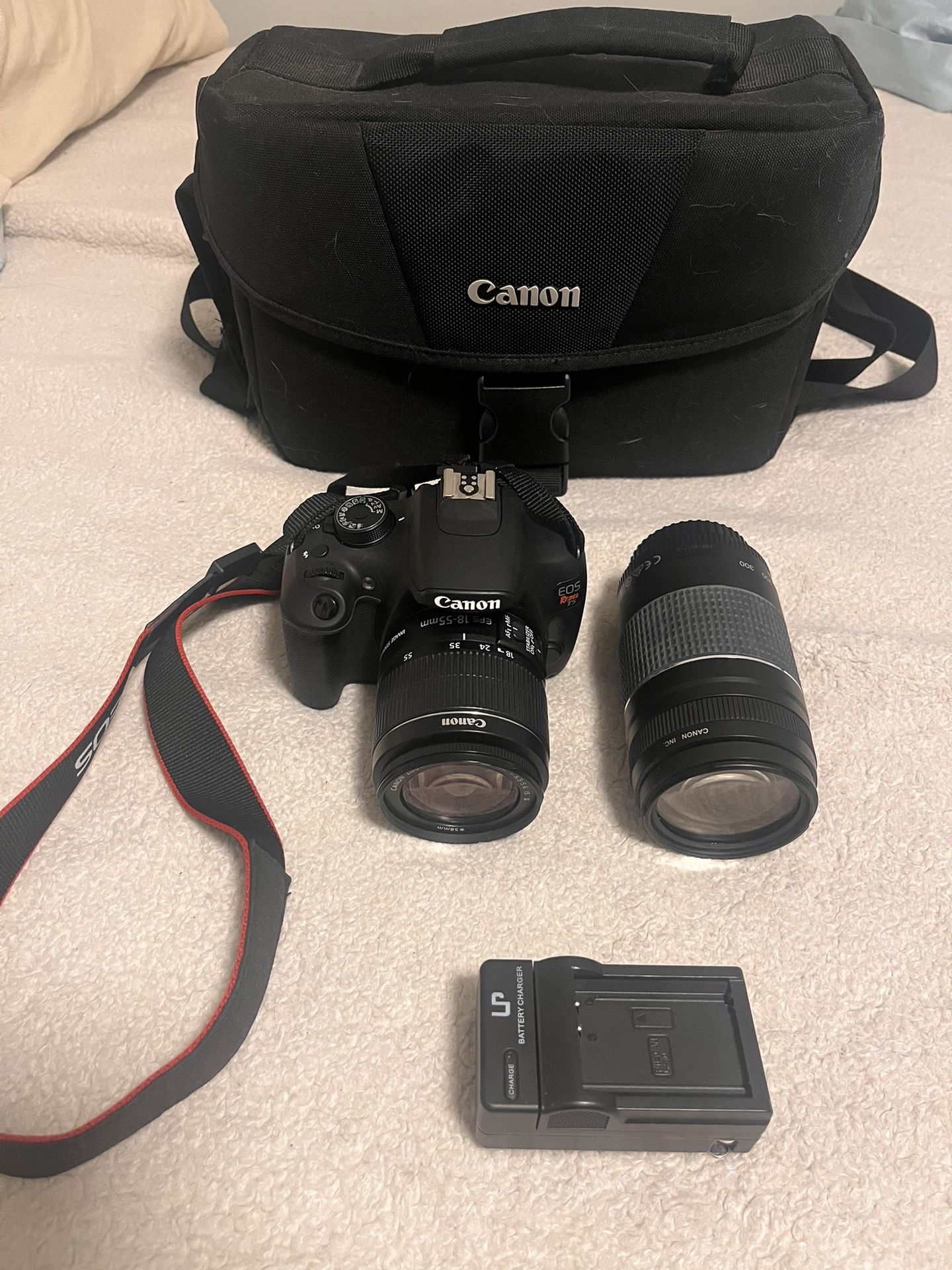 Canon Rebel T5 + 2 lenses and Camera Bag