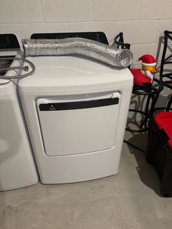 Frigidaire White Washer and Dryer