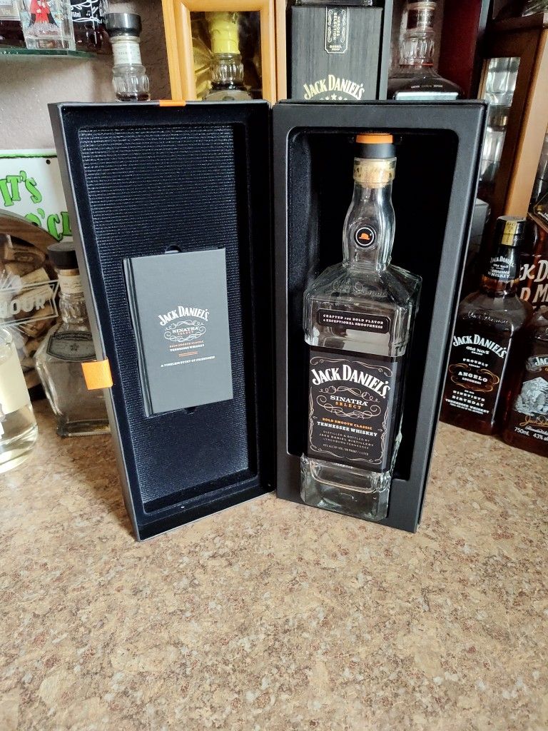 Jack Daniels Sinatra Select Bottle