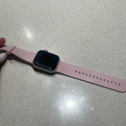 Apple Watch Series 6 – 40mm Silver – Must Go Today