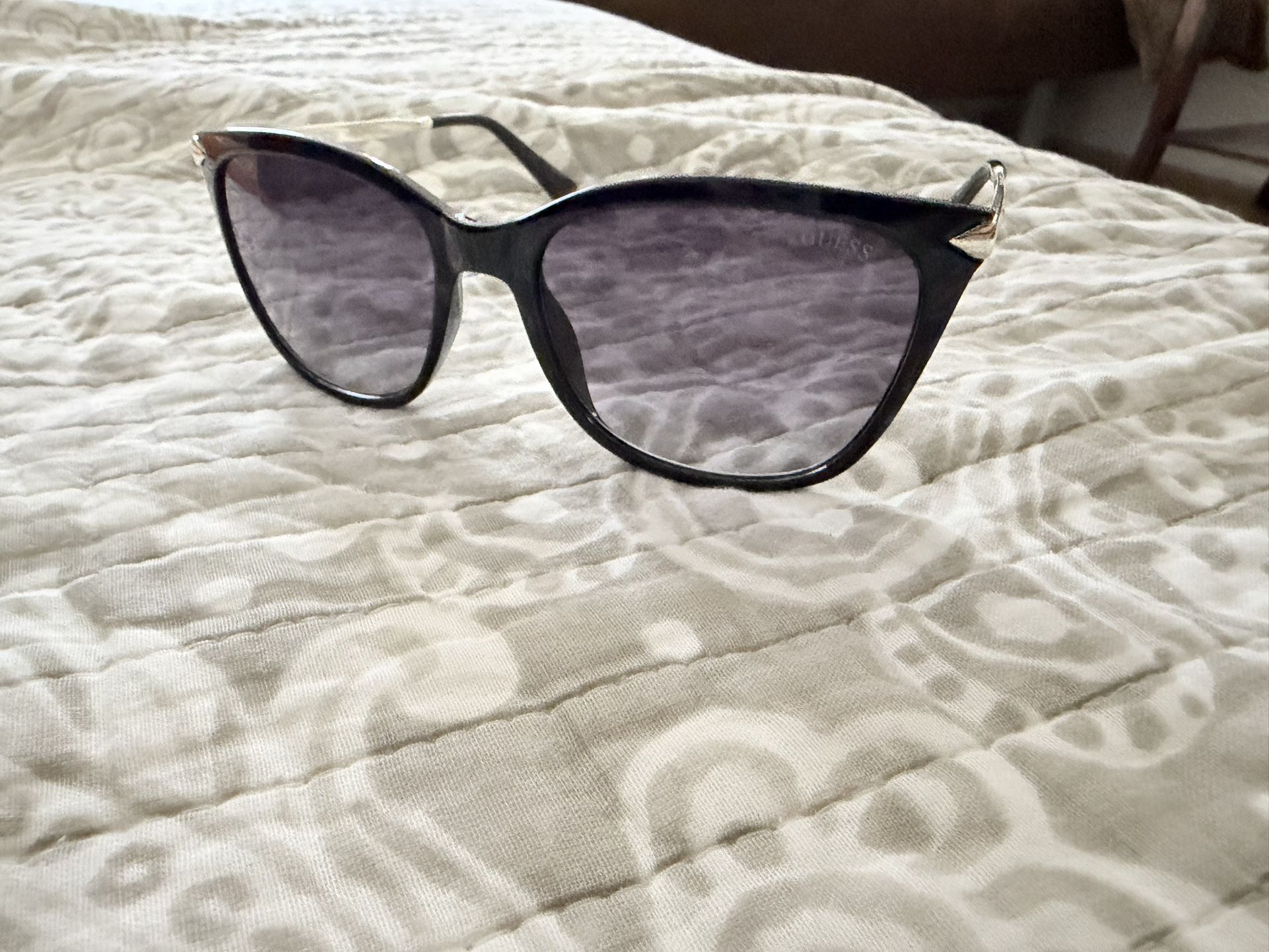 Guess Women’s Sunglasses