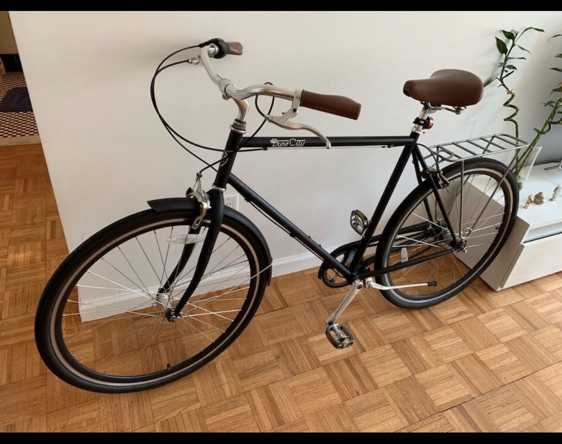 Speed Commuter Bike Black w Leather