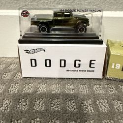 Hot Wheels Red Line Club 1964 Dodge Power Wagon