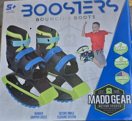 Madd Gear Light Up Boost Boots Kids Jumping Shoes - Bounce to The Moon - Fun & Fitness - Unisex