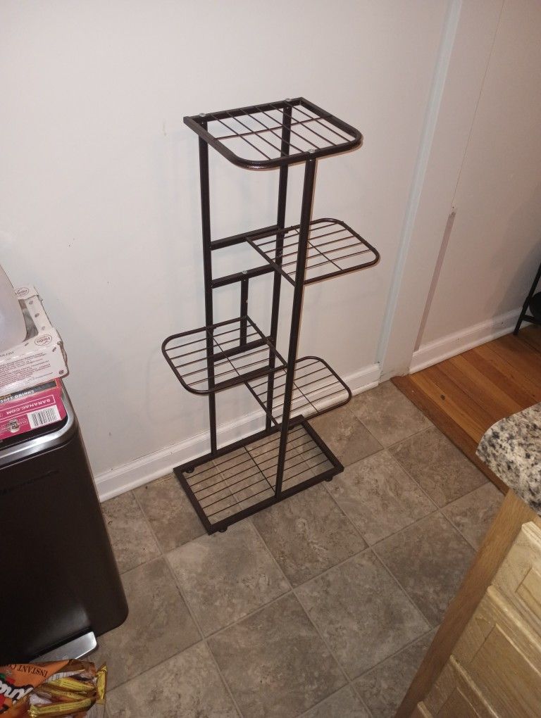 High Metal Flower Stand.