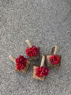 DIY flower girl baskets w/ removable faux flowers