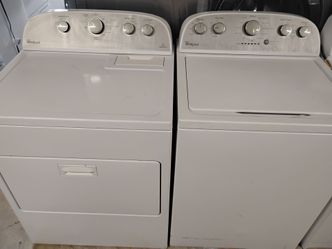 Whirlpool Washer and Dryer Set