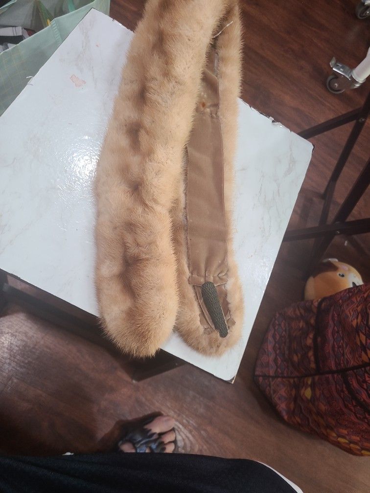 Mink collar perfect for Wedding Season
