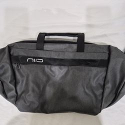 ​NIID Radiant R1 Urban Sling - Ash Gray - Fits 11"-13" iPad Pro