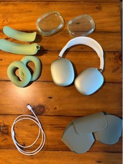 Mint Condition-AirPod Max- Mint Green
