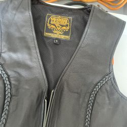 Woman’s Leather Vest 