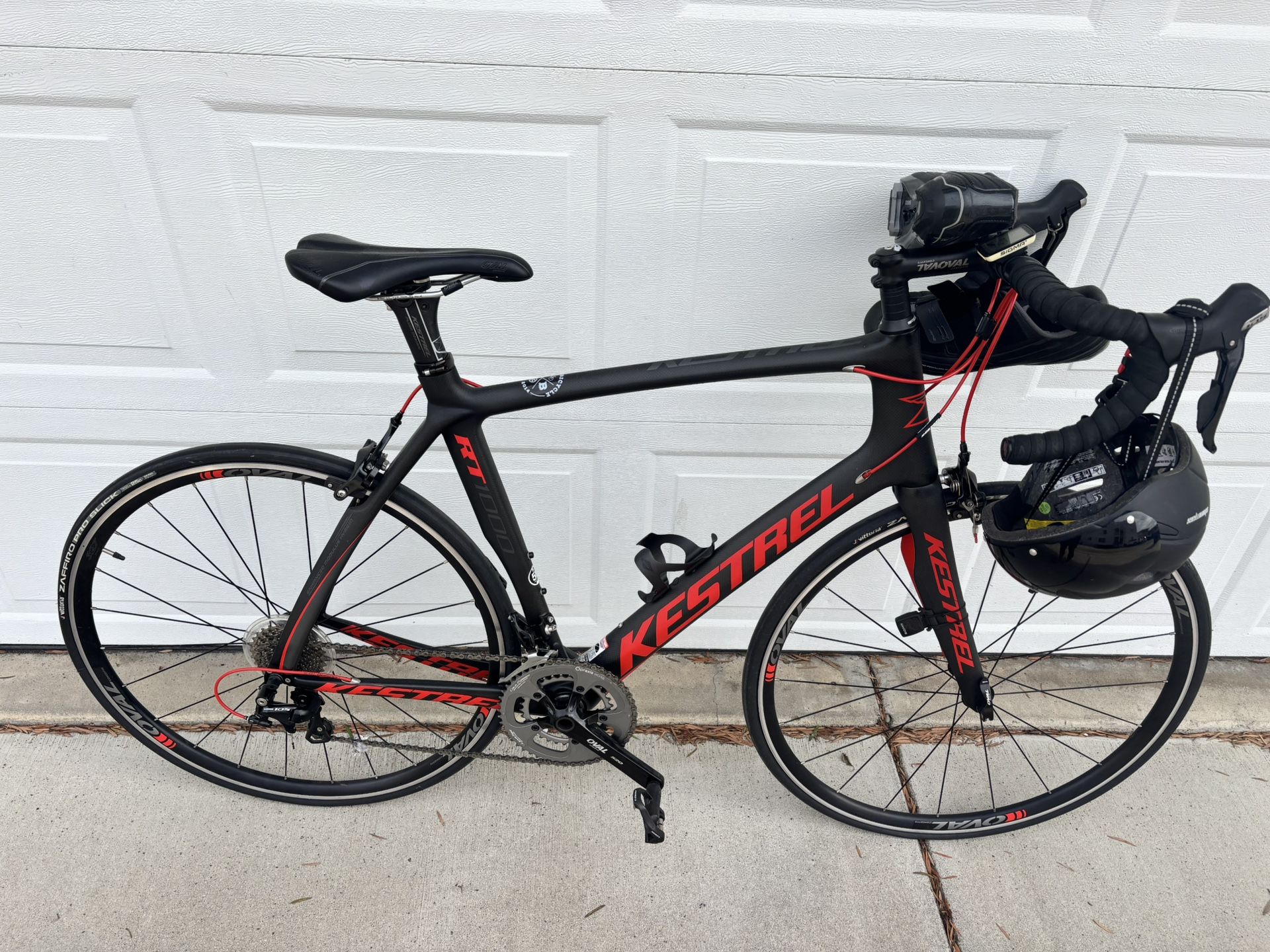 Kestrel RT 1000 Carbon Road Bike – 59cm + Aero Helmet + Size 12