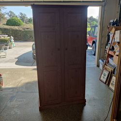 LARGE 6-SHELF CABINET 