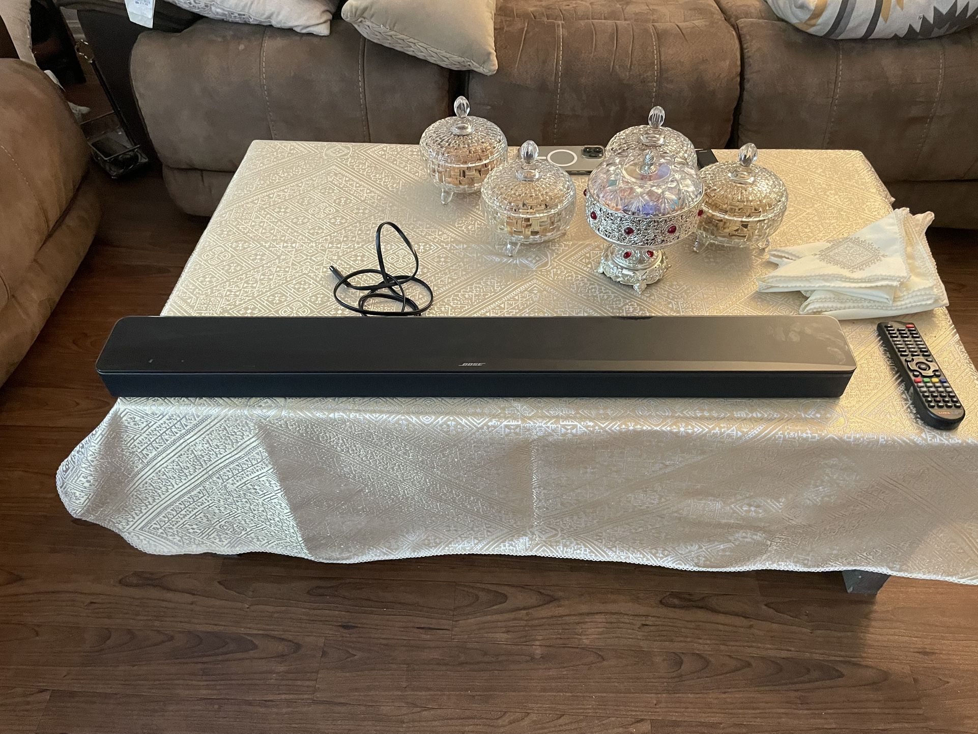Bose Sound Bar 700 Great Condition