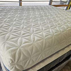 Mattress and box spring queen size