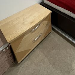 Nightstand/Drawer