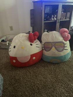 Hello Kitty Squishmallows