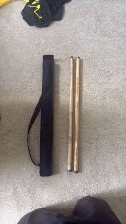 Opened never used kali (escrima) w/carrying case