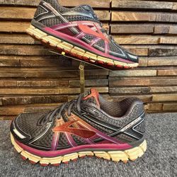 Brooks GTS 17 running shoes Anthracite/Festival Fuchsia/Bittersweet women’s sz 9