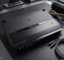 Kenwood kac-7(contact info removed) w power amplifier car stereo amplifier