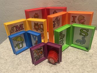 Vintage Tupperware 1987 Tuppertoys Book-Worm Toy.